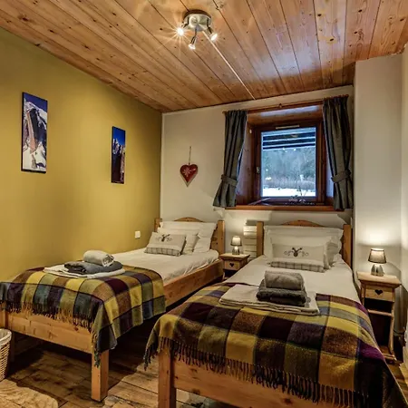 Chalet Davos: The Art Of Alpine Living *